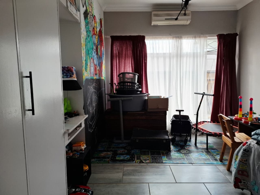 4 Bedroom Property for Sale in Uitsig Free State